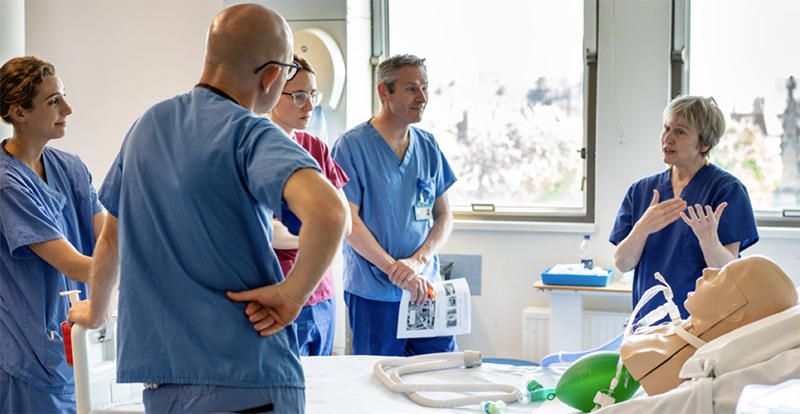 Nurse consultant Debbie Field conducting ventilator training pre-COVID-19