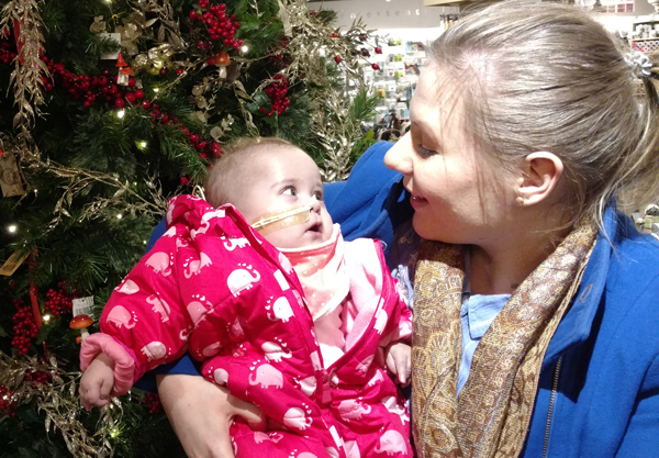 Baby Zoya Ikram and mum Agnieska enjoyed an afternoon in Chelsea Garden Centre