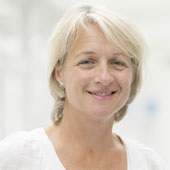 Dr Claire Hogg